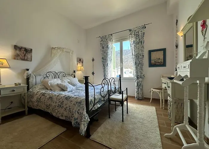 Beachfront House * Kipri (Andros)