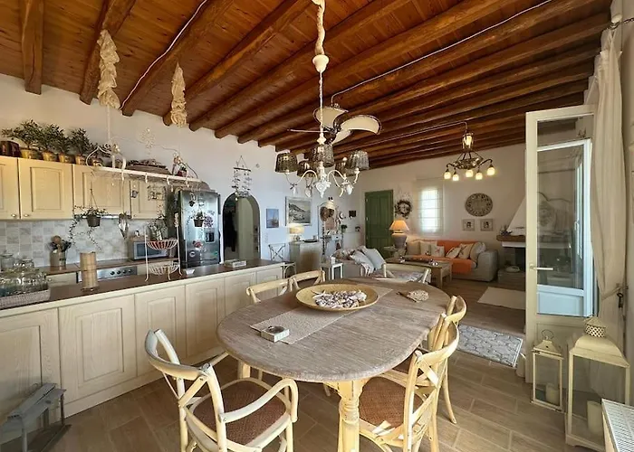 Beachfront House * Kipri (Andros)