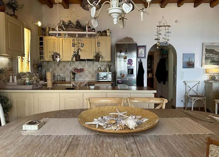 Beachfront House Tatil Evi *