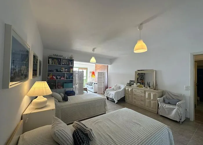 Beachfront House Tatil Evi